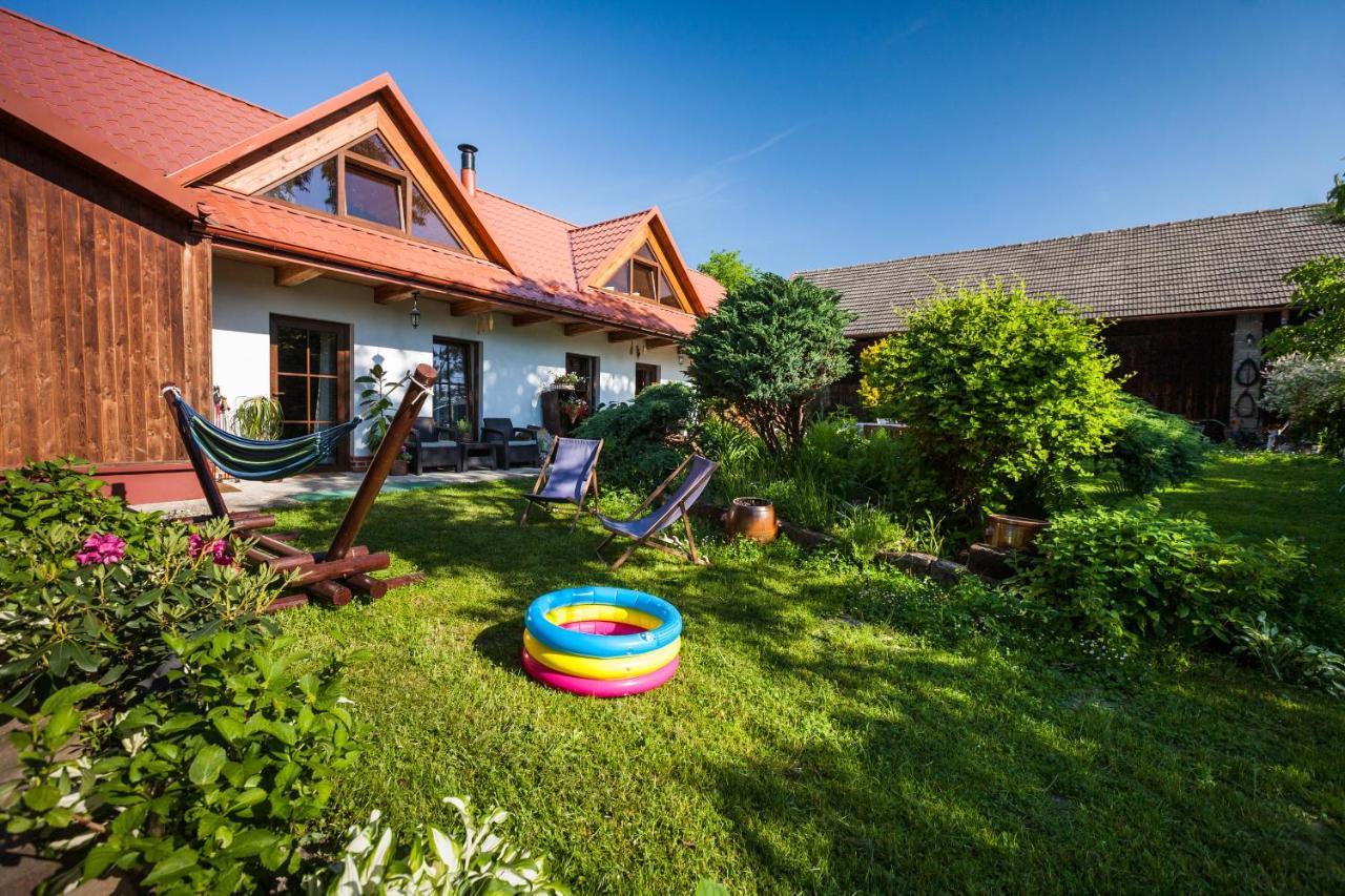 Villa Dom Pod Orzechem Łapczyce Exterior foto